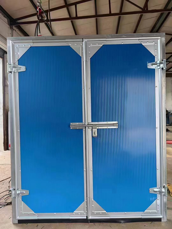 七里河工业平开门