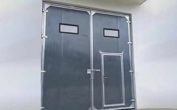 七里河厂房保温门